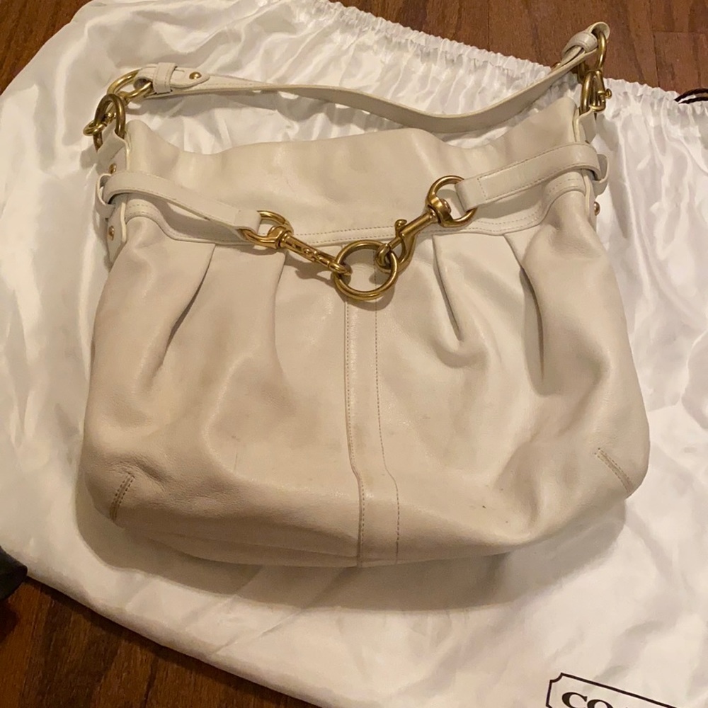 White leather shoulder bag